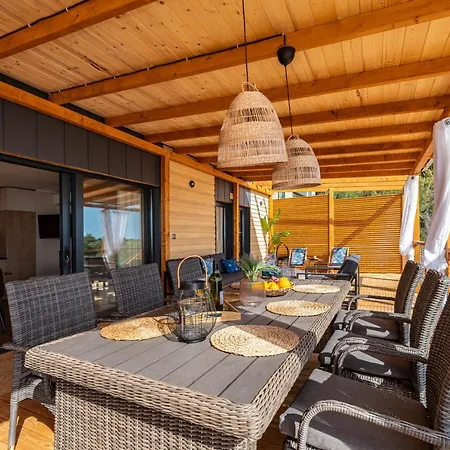 Ferienhaus La Vie Est Belle *